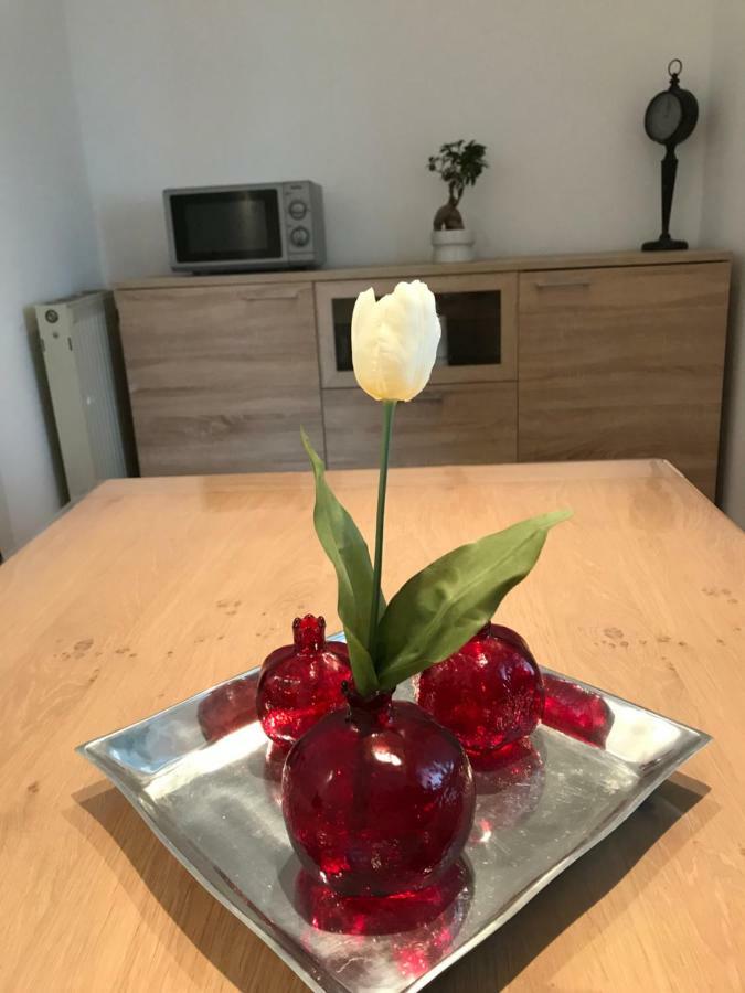 Cologne, Airport, Apartment *